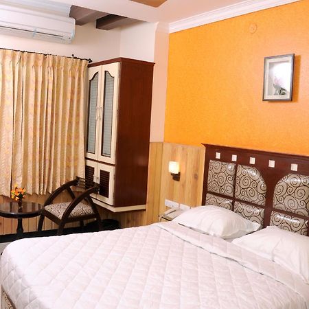 Hotel Sree Baalaaji Bhavan Dindigul Esterno foto
