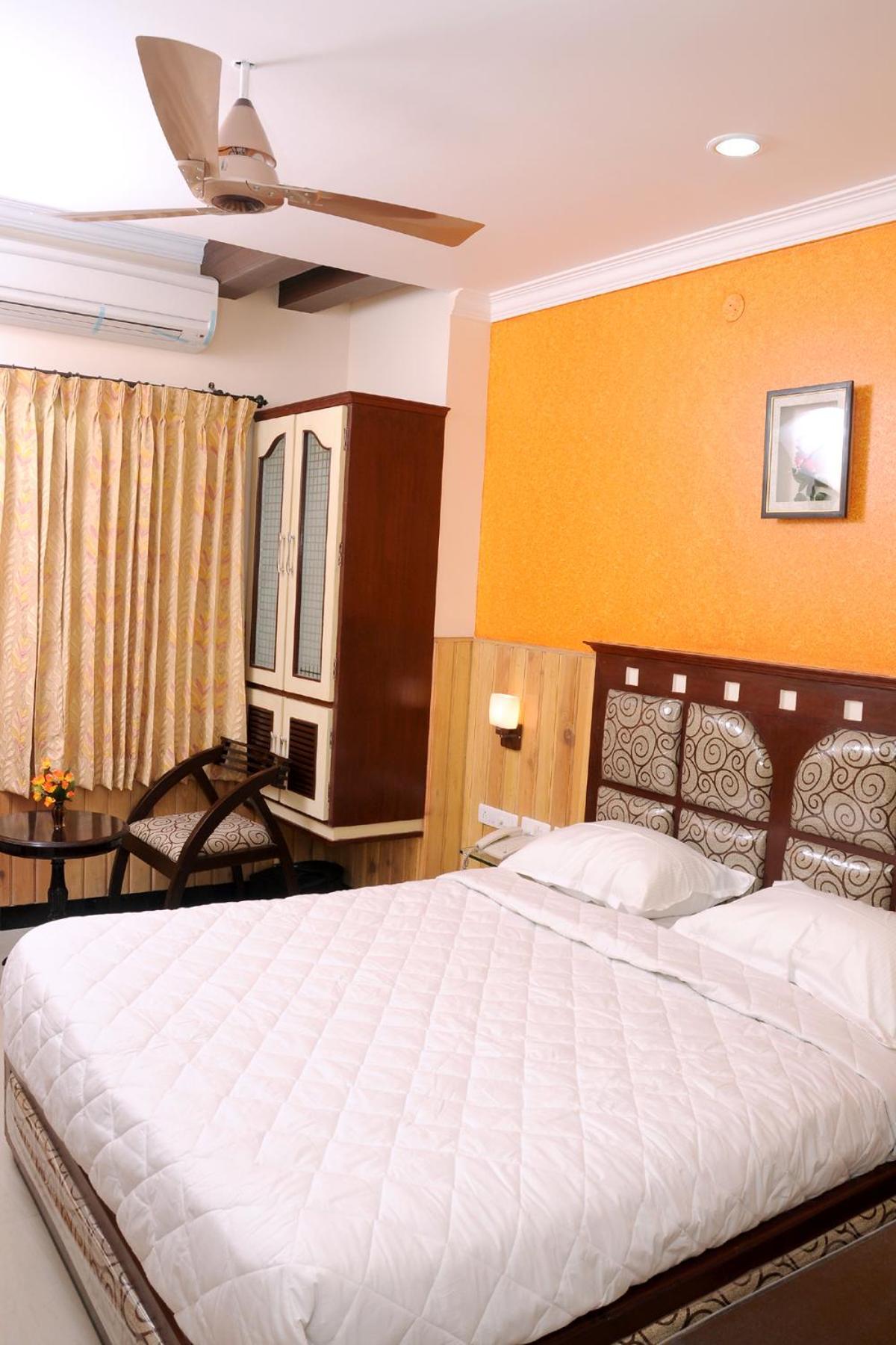 Hotel Sree Baalaaji Bhavan Dindigul Esterno foto
